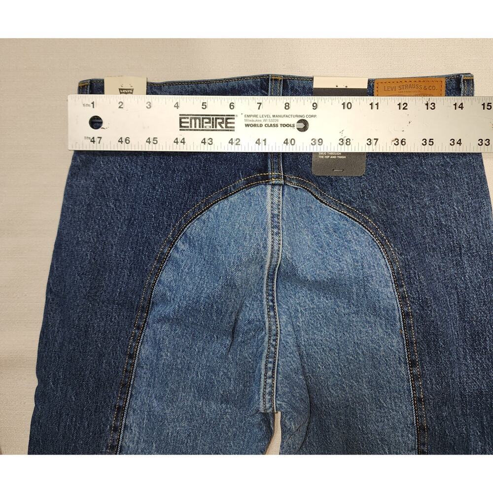 Levi's wedgie Bootcut women size W27''x L32'' - Picture 4 of 9